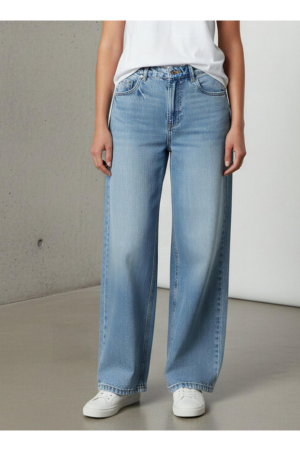 Wide Leg Flexi Waist Jeans