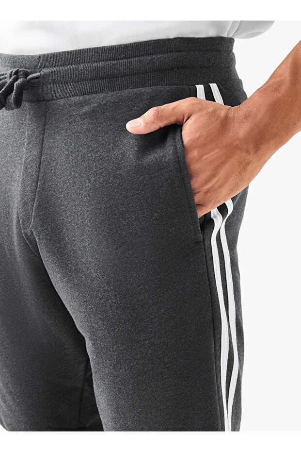 Contrast Side Panel Lounge Shorts - 4
