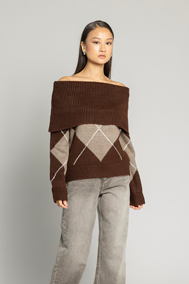 Baklava Pattern Madonna Collar Sweater