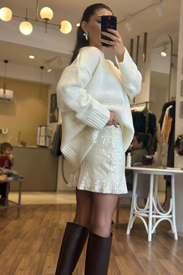 Beyaz Pullu Şort Etek - 5