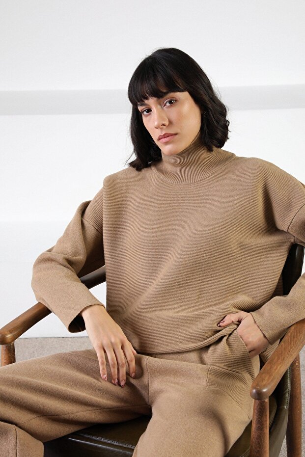 Camel Long Sleeve Turtleneck Side String Detailed Cashmere Women's Knitwear Sweater