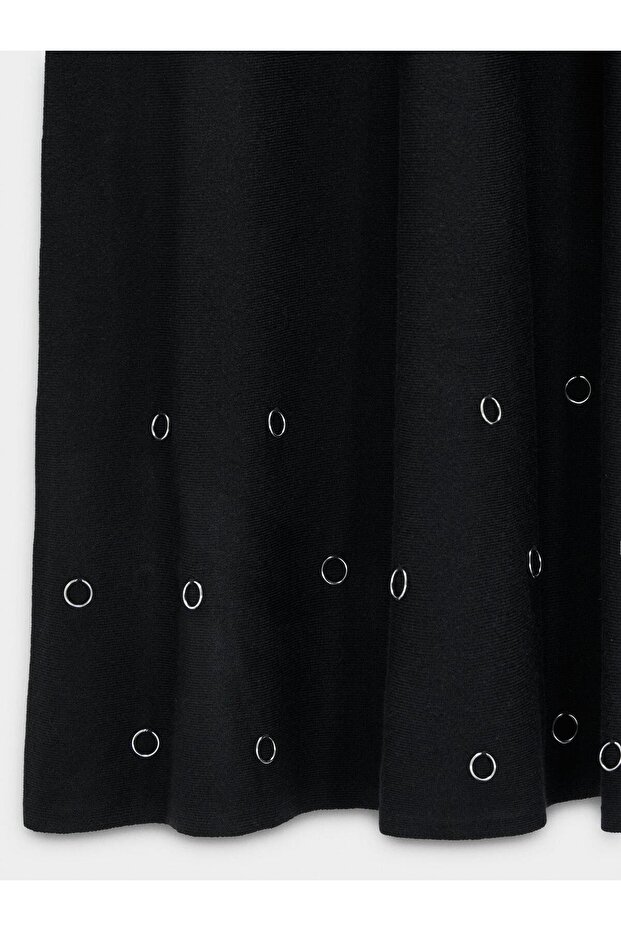 Delikli Örme Etek - 5