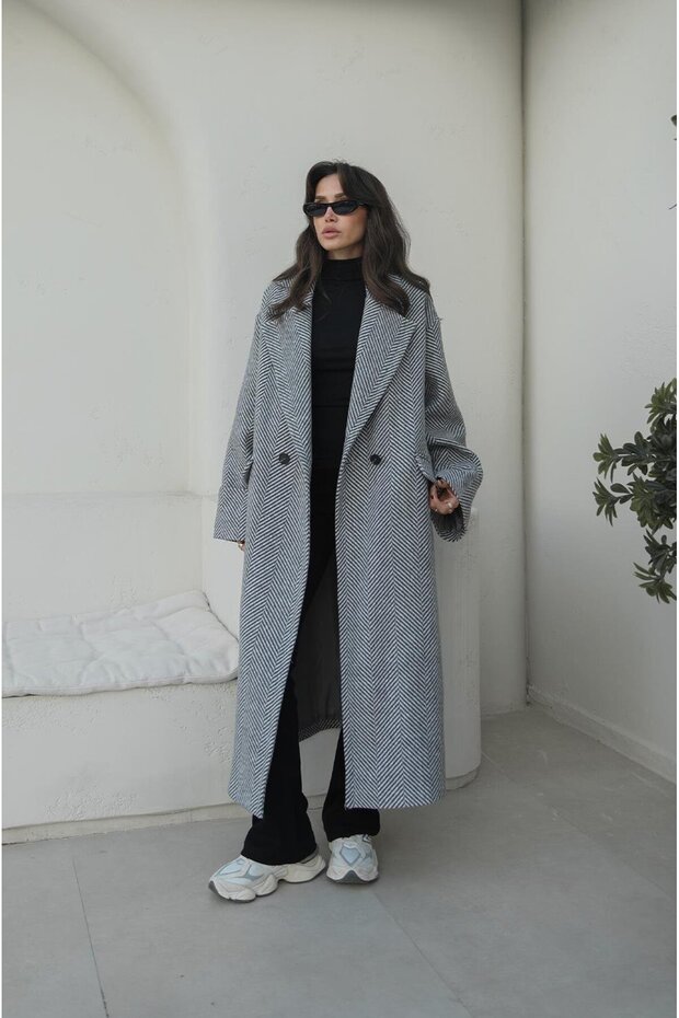 Light Gray Herringbone Patterned Coat - 1