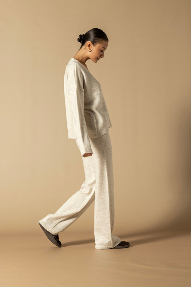 Светр з капюшоном - 4