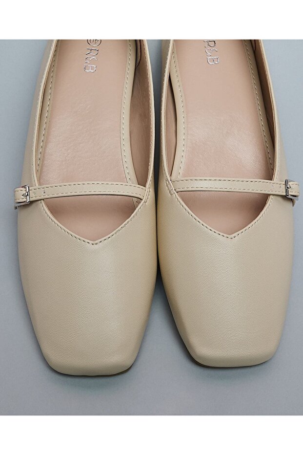 حذاء ماري جين ذو مقدمة مربعة صلبة - 5