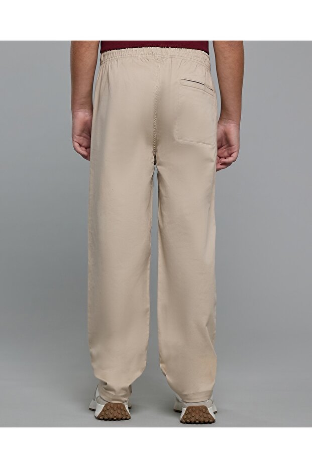 Solid Woven Pants With Drawstring Waist - 4