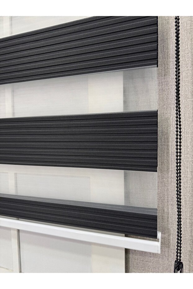 Zebra Perde Siyah Renk Pliseli Dilimsiz - 3