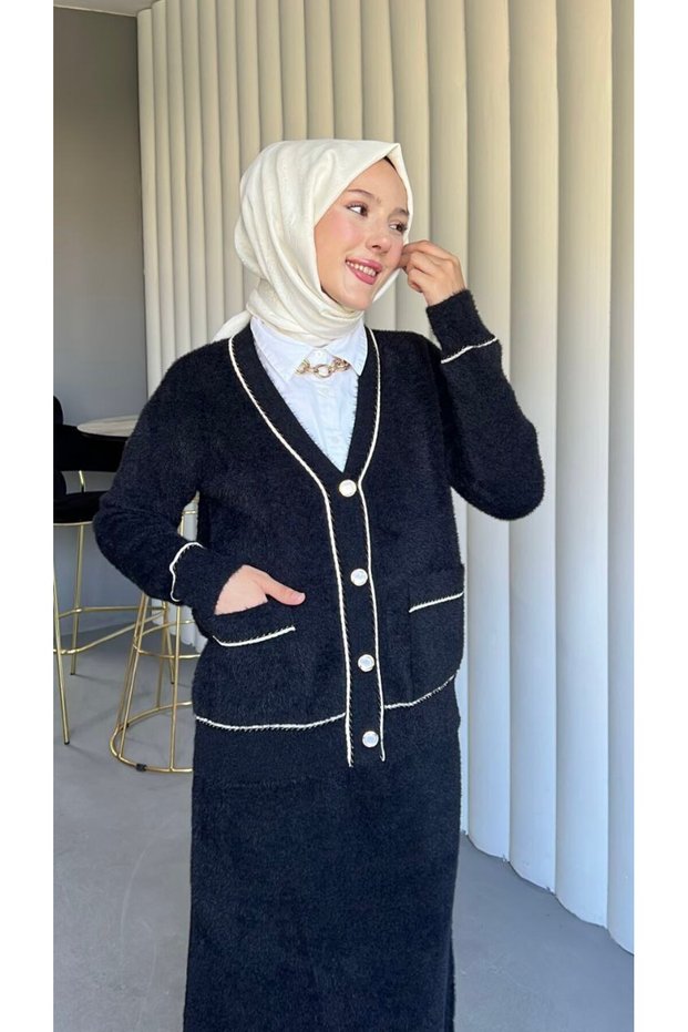 Angora Fabric V-Neck Skirt Suit with Pockets
