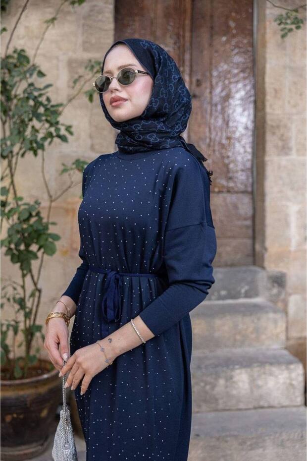taş detaylı triko elbise - 1