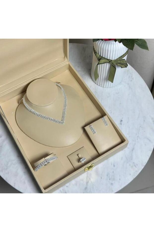 طقم اكسسوار لولو A512