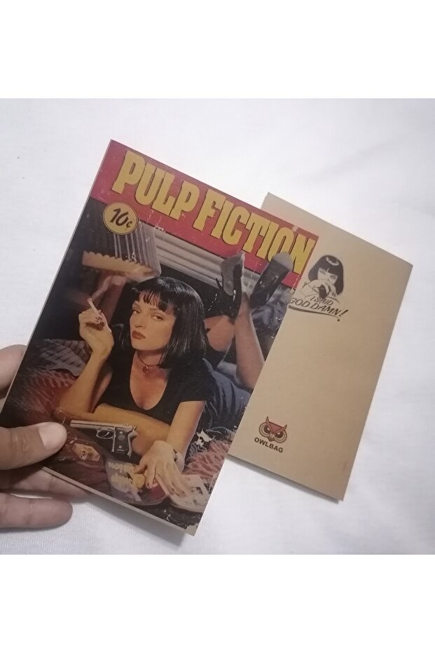 حقيبة OWL بتصميم خاص وقلمة مميزة على شكل كتاب بنمط فينتاج من Pulp Fiction