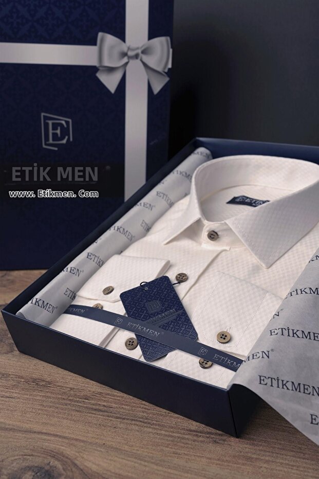Cream Baklava Patterned Slimfit Boxed Gift Shirt