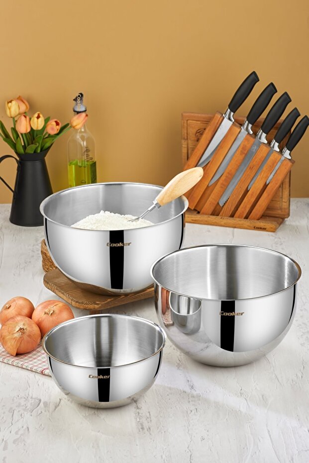 Set of 3 Stainless Steel Mixing Bowls – 24 cm (3.5 L), 26 cm (7 L), 28 cm (8 L)