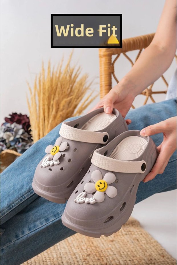 High Heeled Sea Nurse Hospital Comfort Sandals