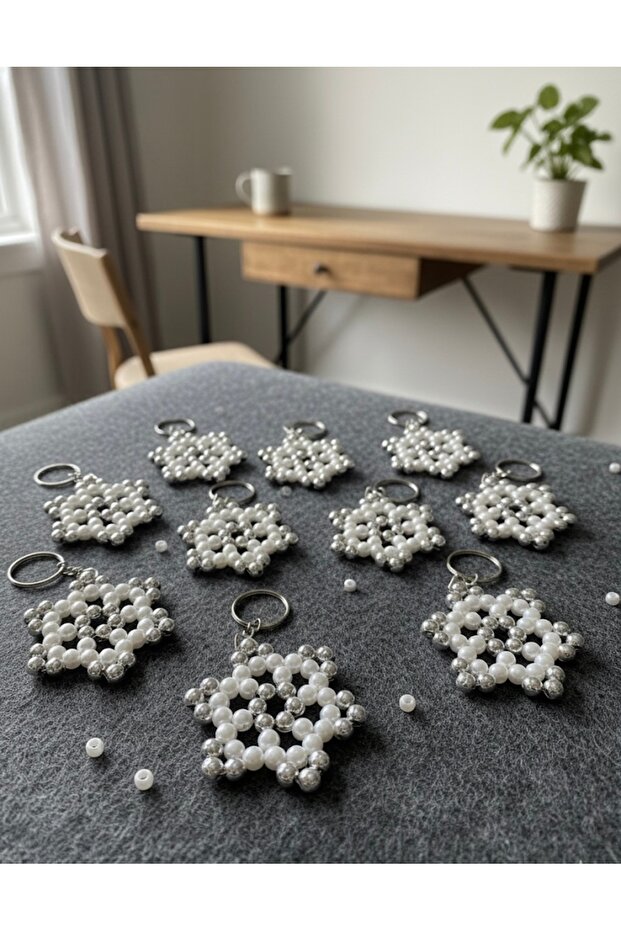 Snowflake Keychain - Gift Keychain 10 Pieces (Henna-Wedding-Birthday-Christmas) Only Keychain
