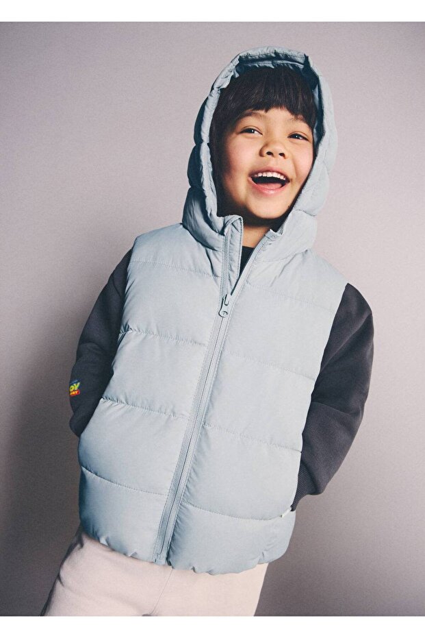 Kapüşonlu kapitone yelek - 2