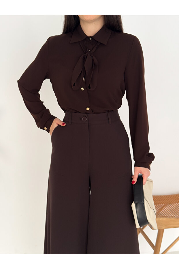 Kravatlı Metal Düğmeli Şık Gömlek - 1