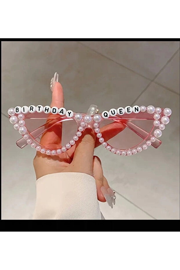 Birthday Queen Written Pearl Decorated Pink Party Glasses