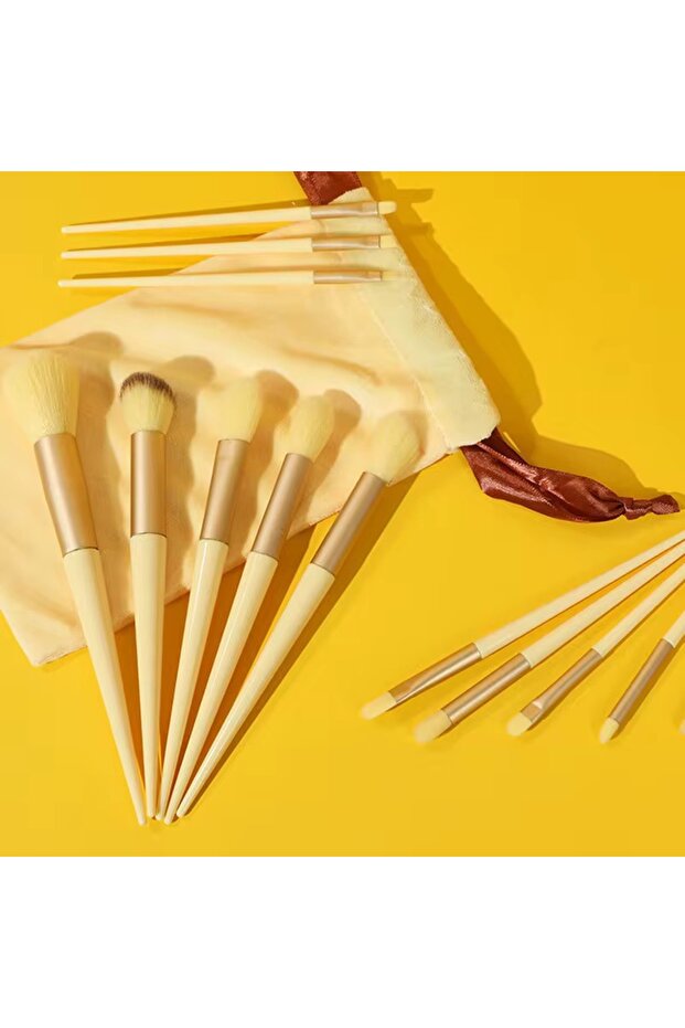 Makeup Brush Set / Special 13-Piece Brush Set Yellow