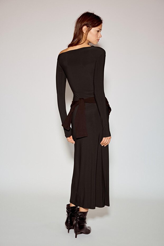 Drape detaylı yumuşak midi elbise - 4