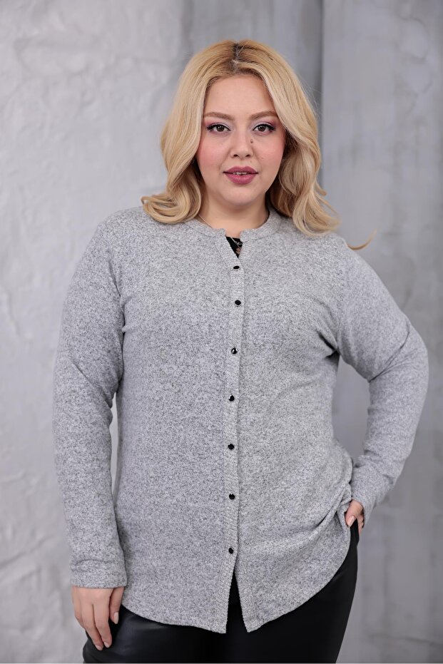 سترة ناعمة بأزرار كبيرة الحجم - 7