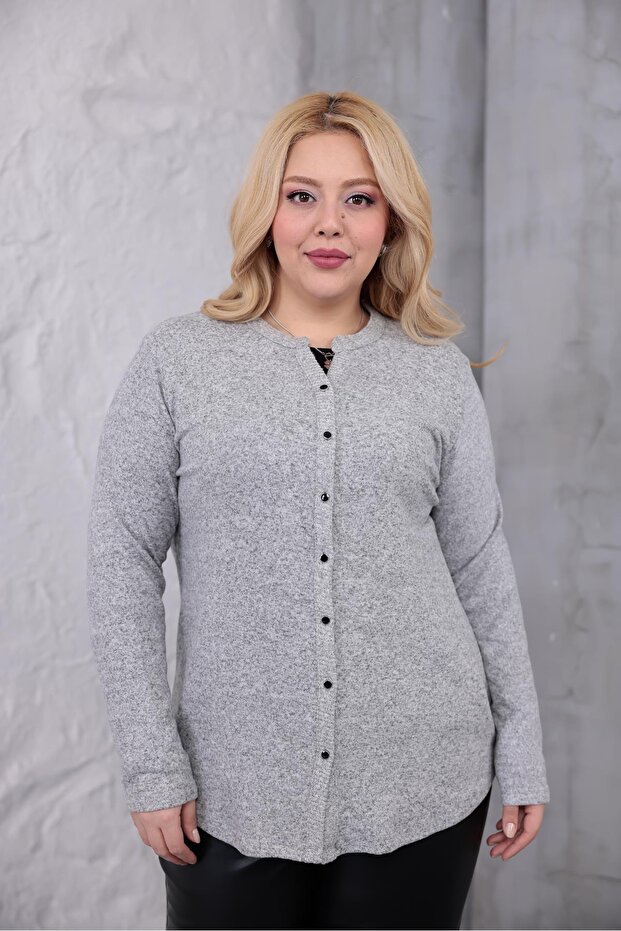 سترة ناعمة بأزرار كبيرة الحجم - 2