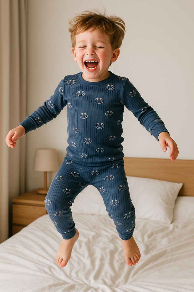 100% Cotton Patterned Boy's Pajama Set - 1