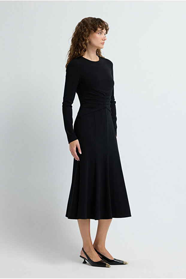 Büzgü Detaylı Örme Elbise - 5