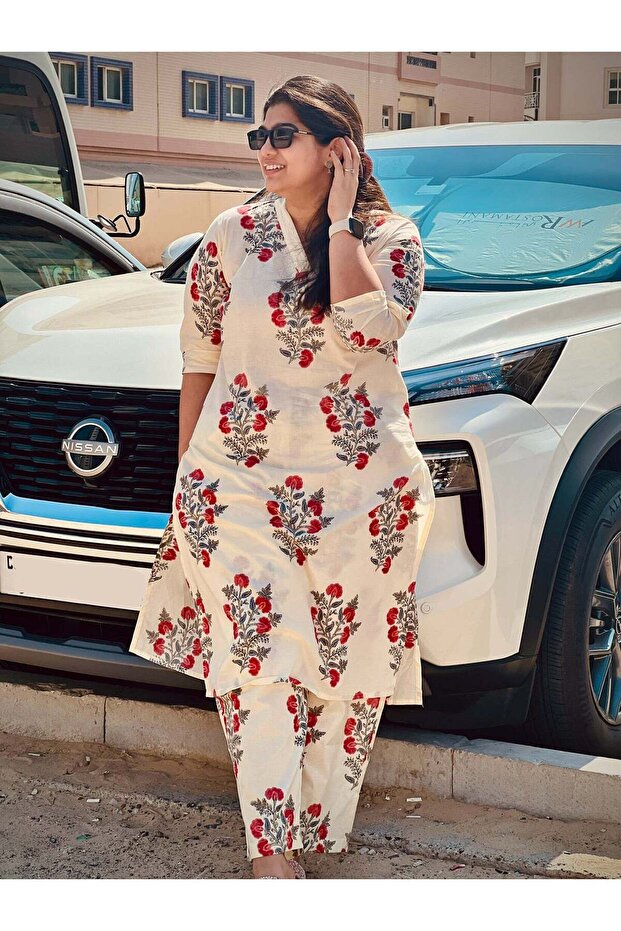 Offwhite Red Petal Cotton Kurta Set Women | 2 Piece Ethnic Suit