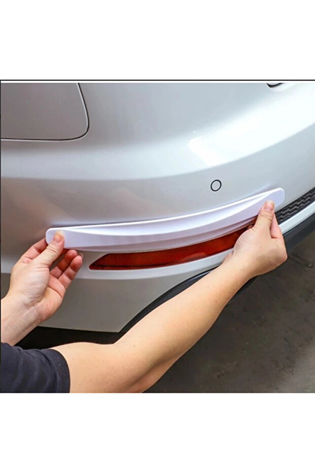 واقي مصد السيارة بنمط الكربون باللون الأبيض - 1
