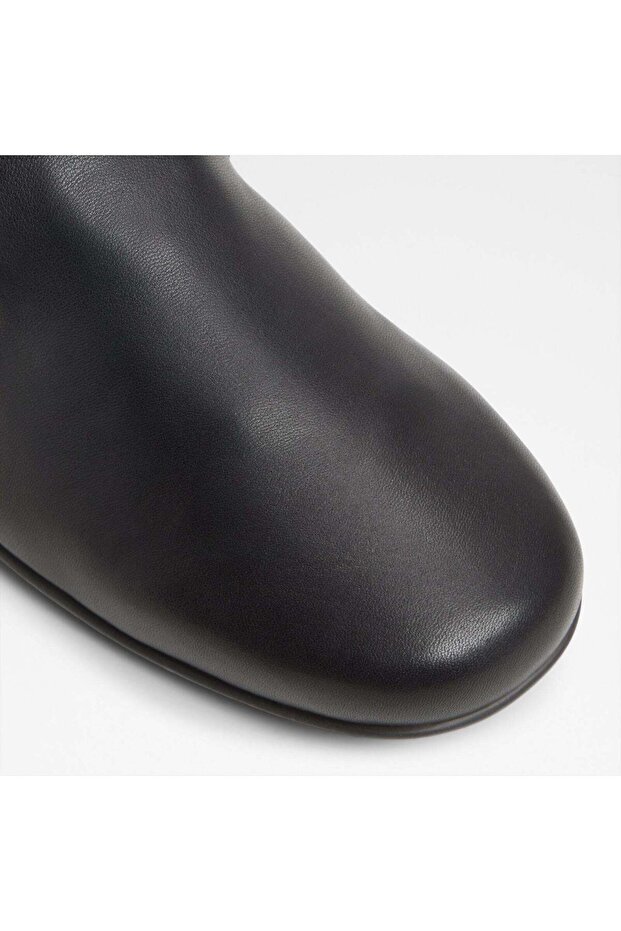 Resolute / Slip Ons - 6