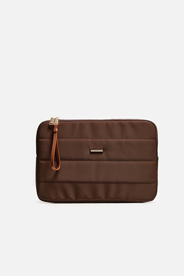 Notebook Çantası - 3