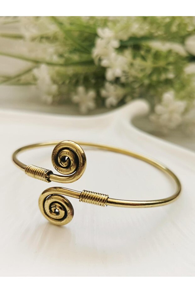 سوار نحاسي - 2