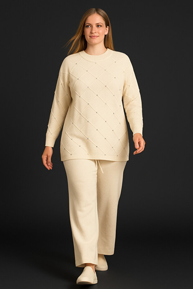 Plus Size Ecru Knitwear Double Set with Stone Pattern on the Front and Diamond Pattern on the Back - 1