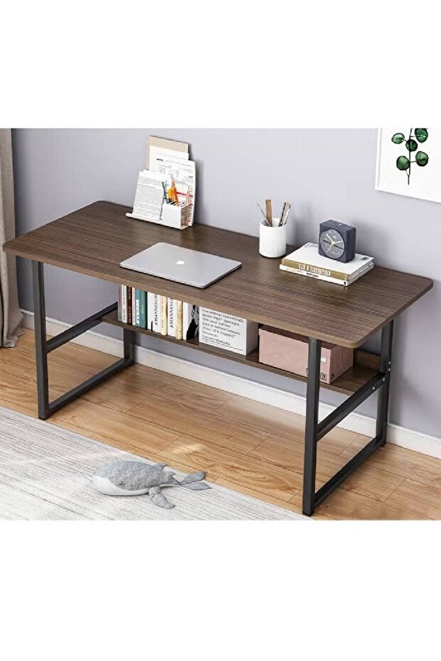 كمبيوتر ومكتب للدراسة - 1