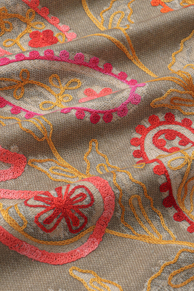 شال شتوي منقوش من مينك ماريمو - 3