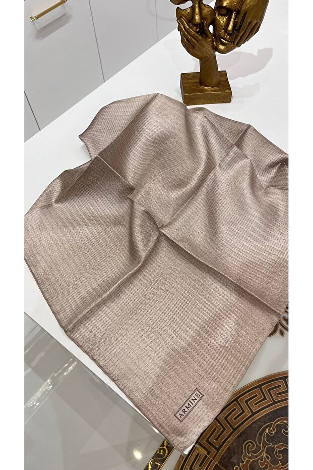 Tiwil Silk Scarf Autumn Winter Season