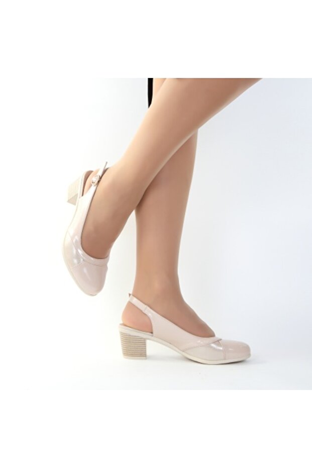 Pantofi bej cu toc înalt - 4