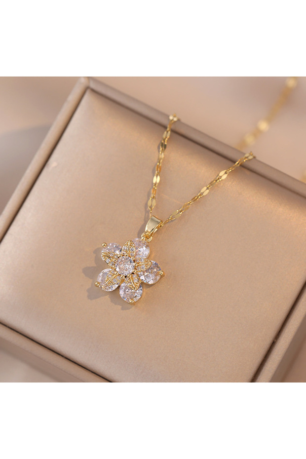 White Color Yupsk Sweet Crystal Petal Zircon Flower Pendant Necklace For Women Elegant Gold Color Co