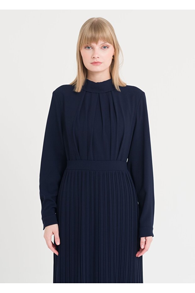 Degaje Yaka Piliseli Elbise - 5