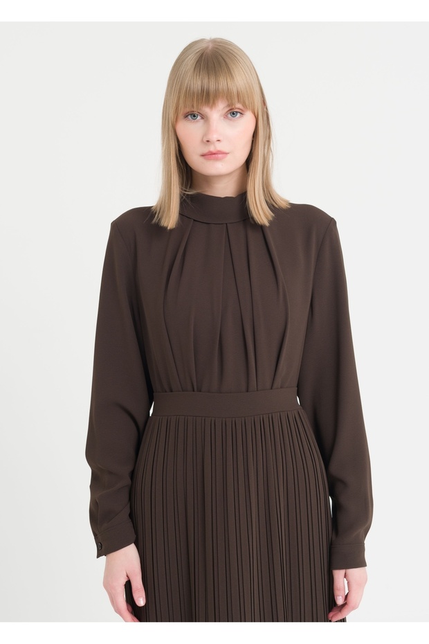 Degaje Yaka Piliseli Elbise - 6