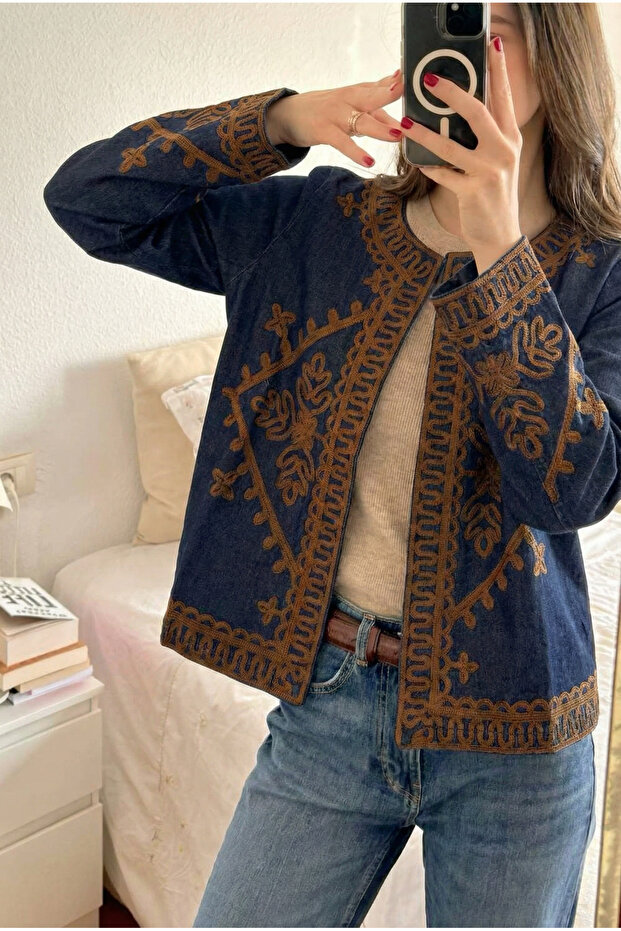 Women's Brown Embroidered Cotton Jacket