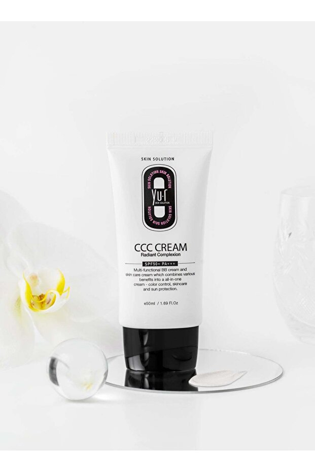 YuR CCC Photoshop Cream - Light