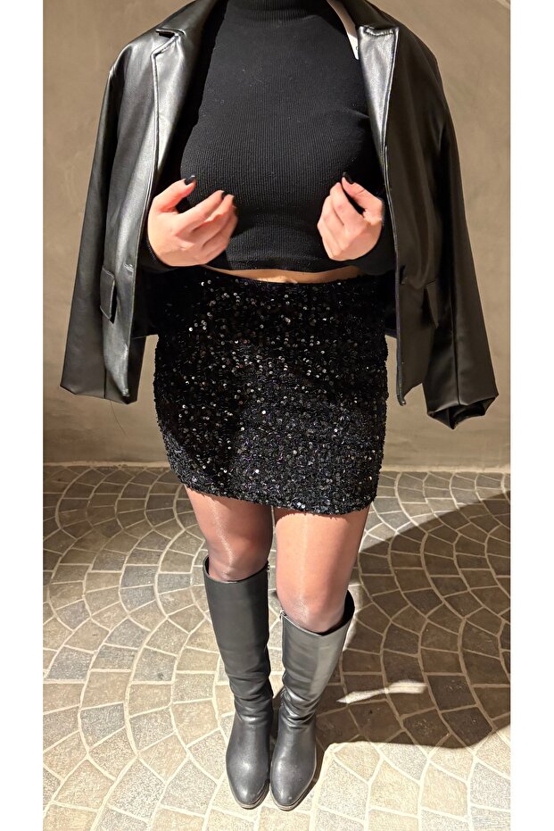 Siyah Pullu Etek - 4