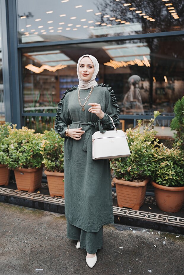 طقم ميلا المزدوج المكشكش - 1