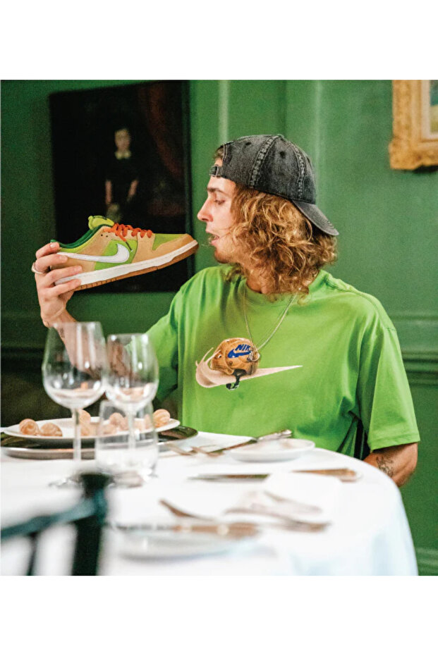 Dunk Low SB Pro “Escargot” - 2