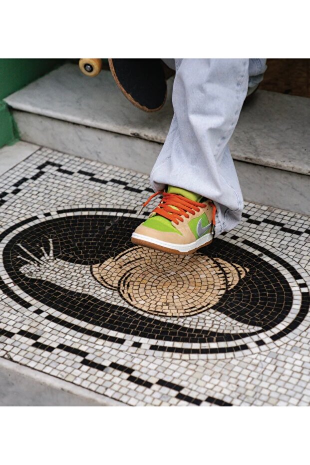 Dunk Low SB Pro “Escargot” - 3