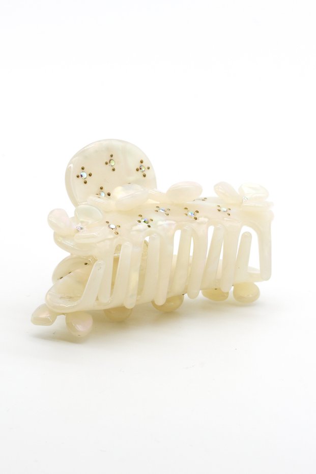 Cream-Colored Safety Pin Buckle with Flower-Shaped Zircon Stones