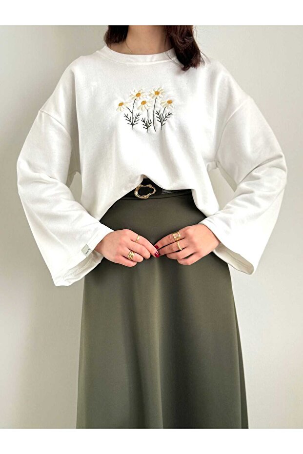 Daisy Patterned Ecru Sweet - 1