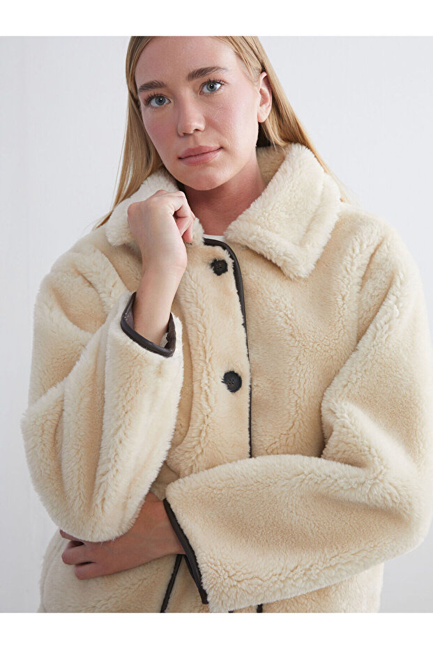 Alita City Lcwaikiki Classic White Shirt Collar Oversize Women's Plush Coat with a Difference